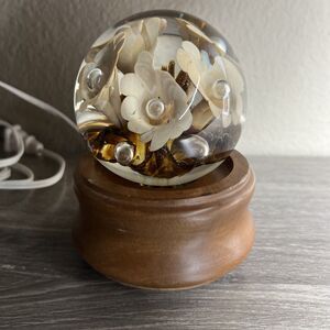 Joe Rice Trumpet Flower Hand Blown Art Glass Paperweight Light 3 Inch White Tan
